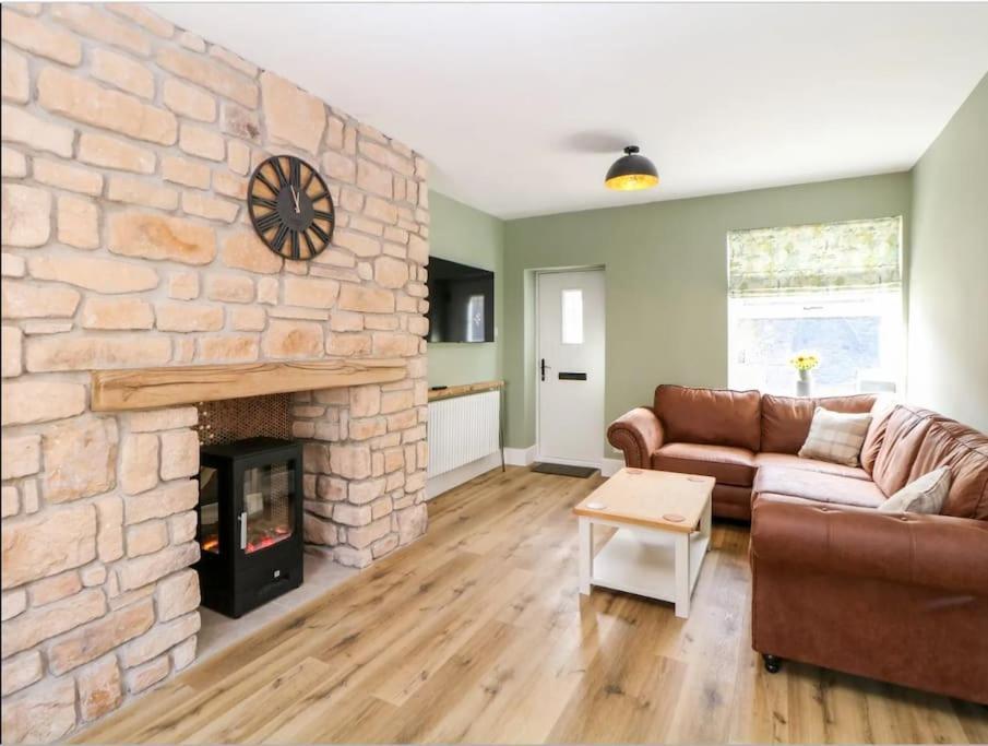 Babbling Brook Cottage Stony Middleton Eksteriør billede